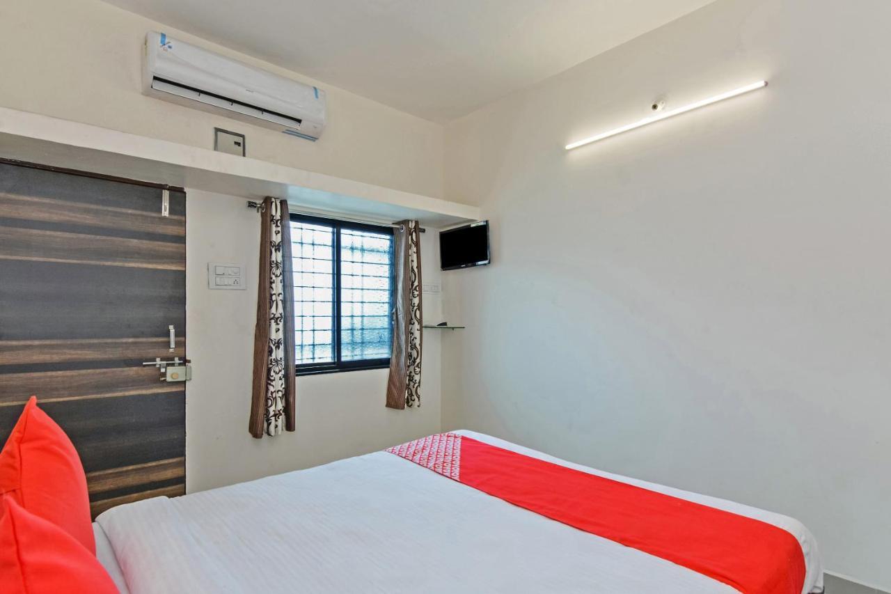 Dehu Collection O 24126 Hotel Sai Sagar מראה חיצוני תמונה